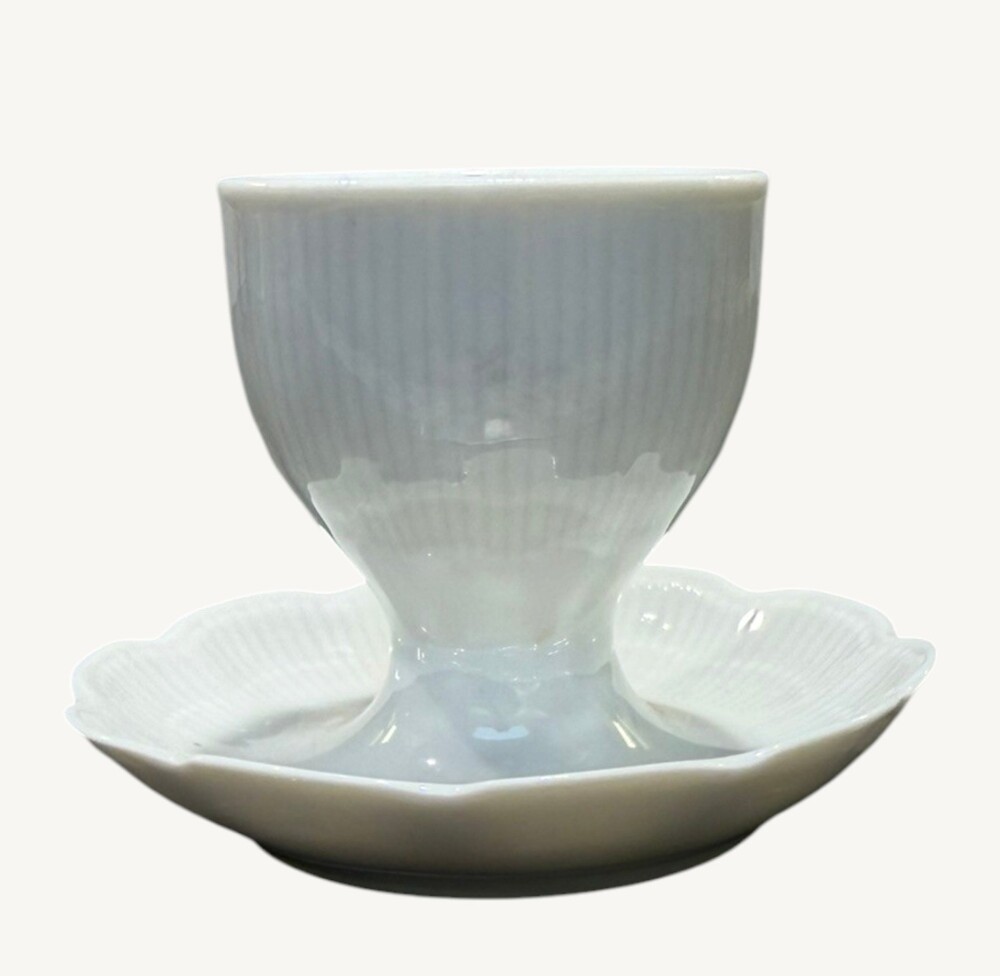 Kaiser Romantica All White Footed Egg Cup Shell Rest Saucer Germany 2.5"